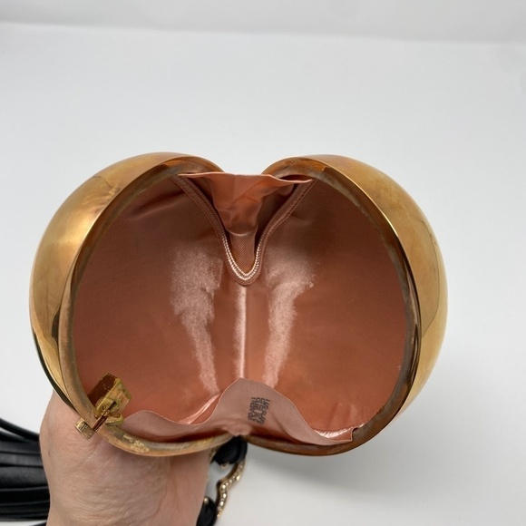 RARE Escada Teardrop Evening Wristlet - Picture 10 of 10